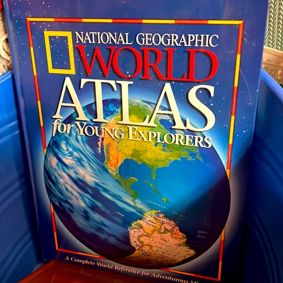 National geographic world atlas - Picture 1 of 1